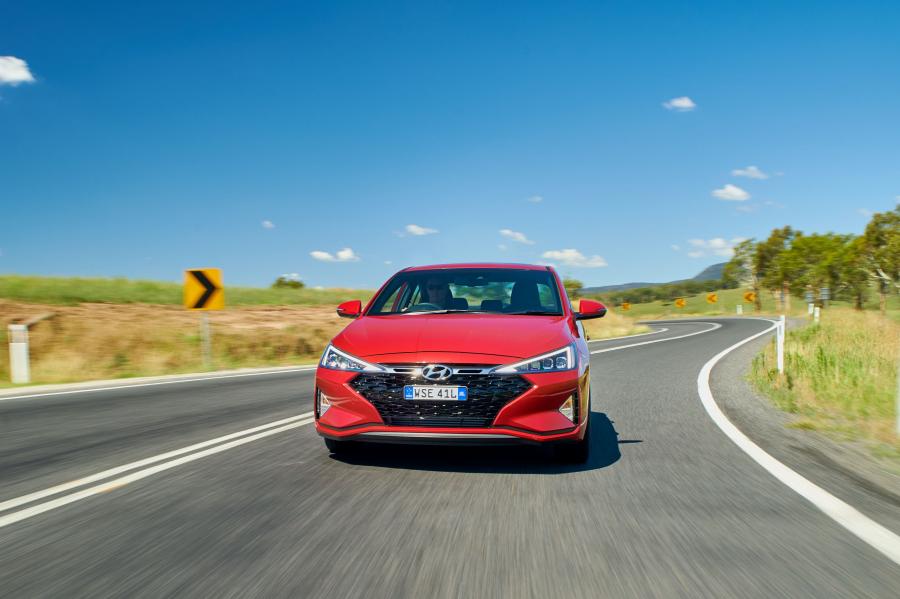  Hyundai Elantra Sport Premium (AD) 2019 года  (AU) (фото 6 из 15)